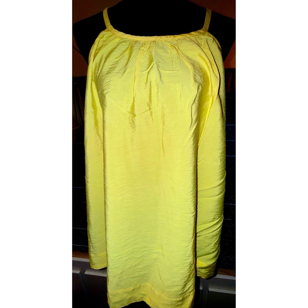 A New Day Halter Top Women 2X Yellow New Sleeveless Tie Back Textured Flowy